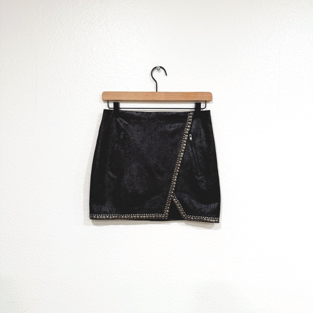 NWT deadstock vintage 2000s bebe Black Mini Skirt with Silver Accents